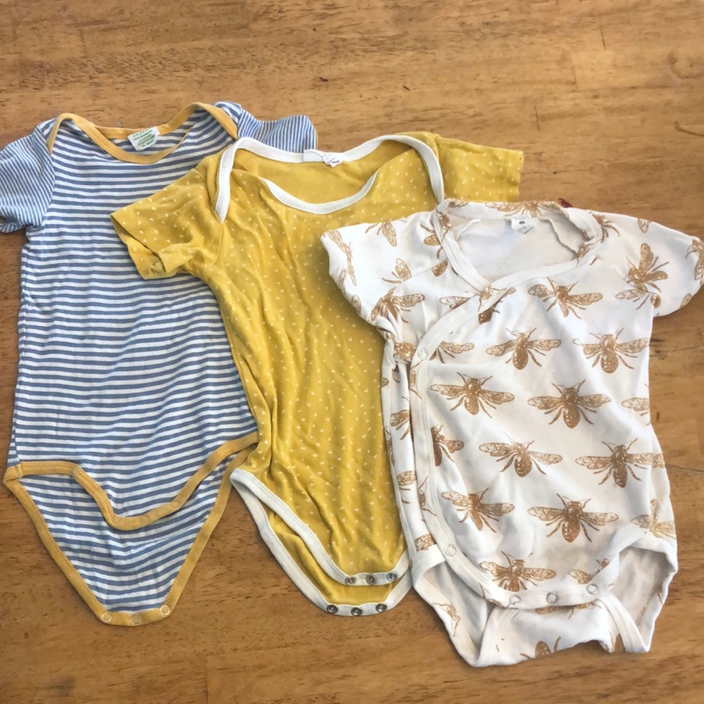 12-18mos organic cotton onesie bundle